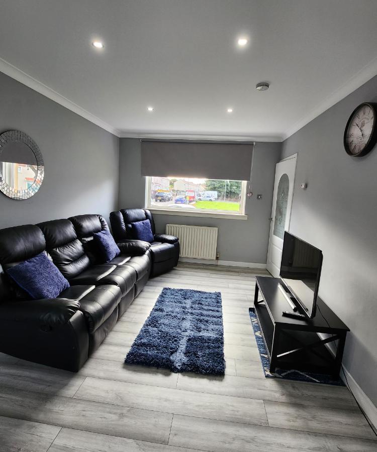 Stunning 3 Bedroom Fmhomes & Apartments Uddingston Bagian luar foto